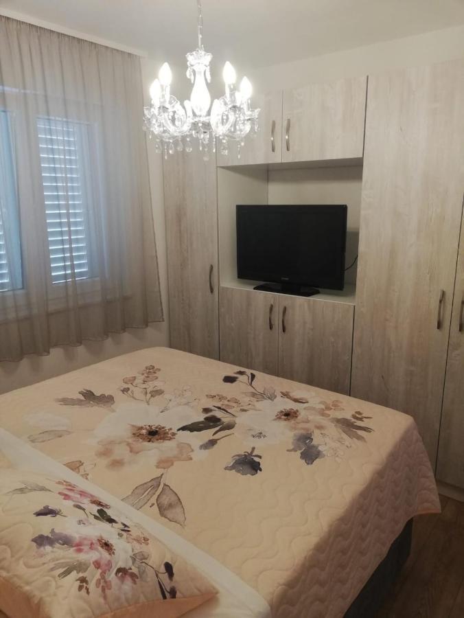 Apartments Vini Donji Seget Zewnętrze zdjęcie