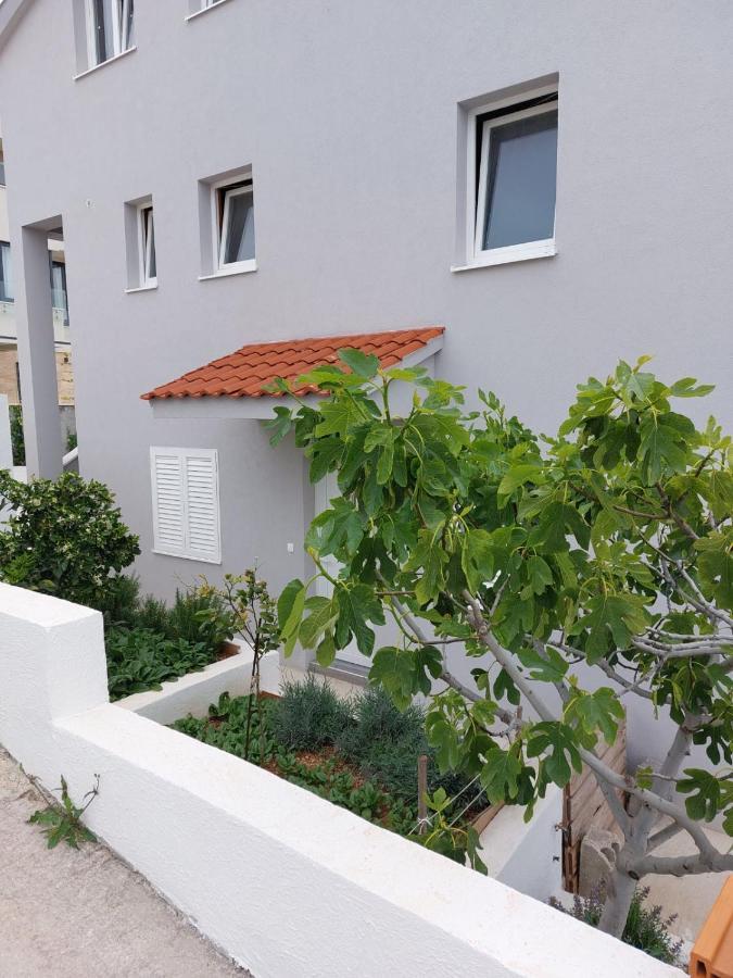 Apartments Vini Donji Seget Zewnętrze zdjęcie
