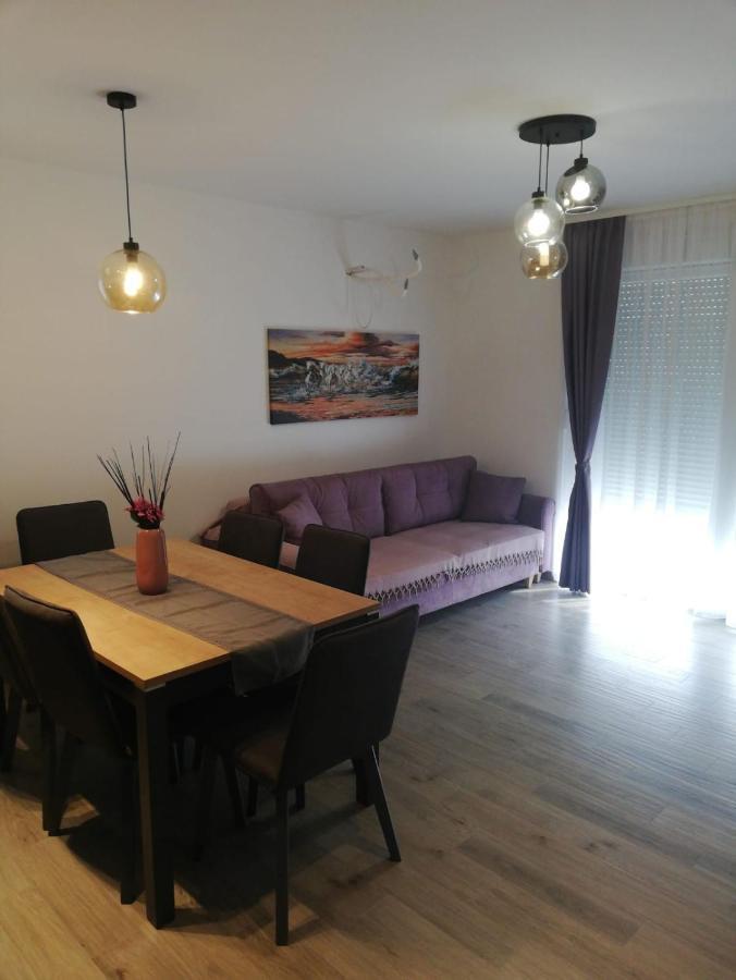Apartments Vini Donji Seget Zewnętrze zdjęcie