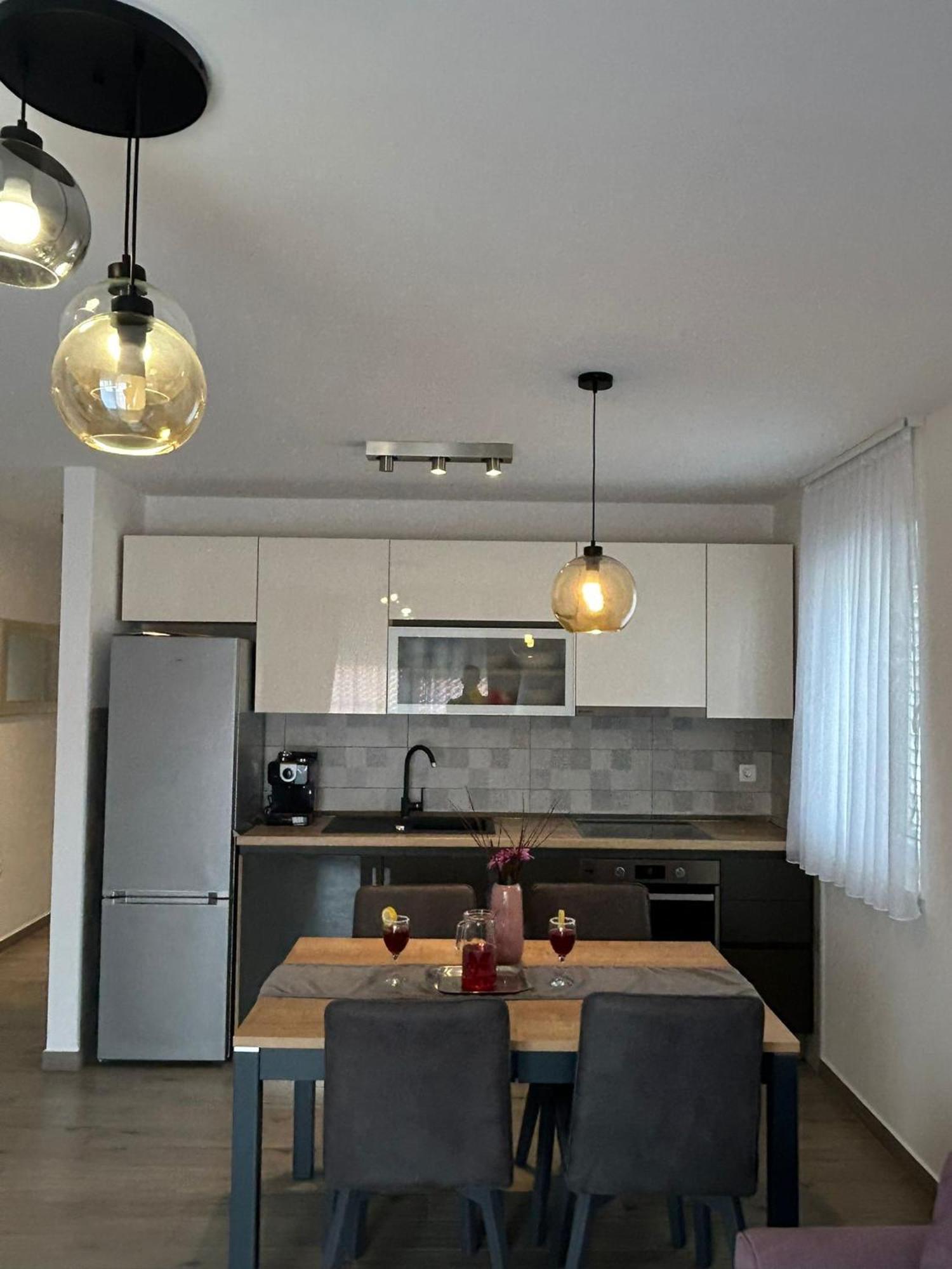Apartments Vini Donji Seget Zewnętrze zdjęcie